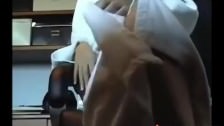 Порно скрытая камера в кабинете учительницы под столом
